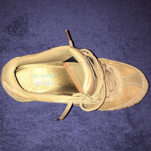 Skechers Relaxed Fit Memory Foam - Picture 2 of 6